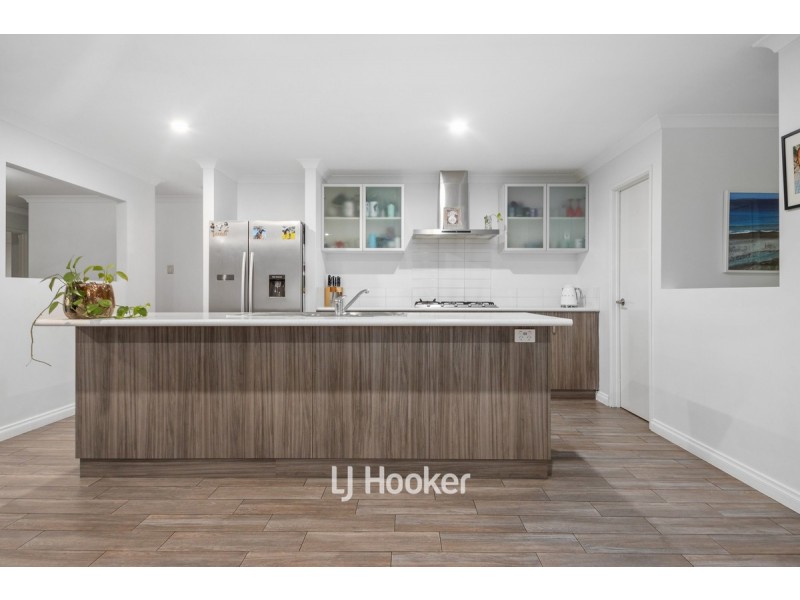 11 Ammolite Way, Australind WA 6233