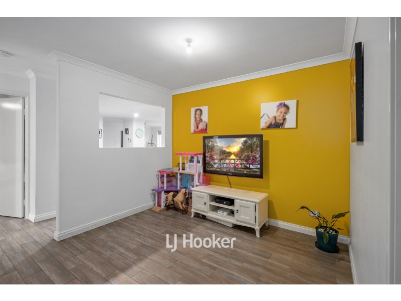 11 Ammolite Way, Australind WA 6233