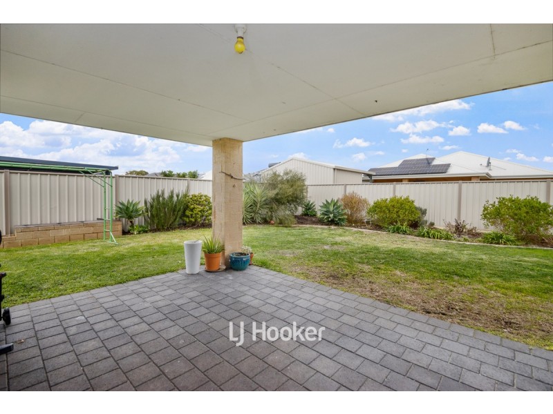 11 Ammolite Way, Australind WA 6233