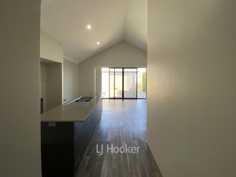 15B Constellation Drive, Australind WA 6233