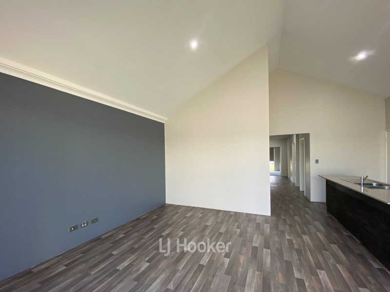 15B Constellation Drive, Australind WA 6233