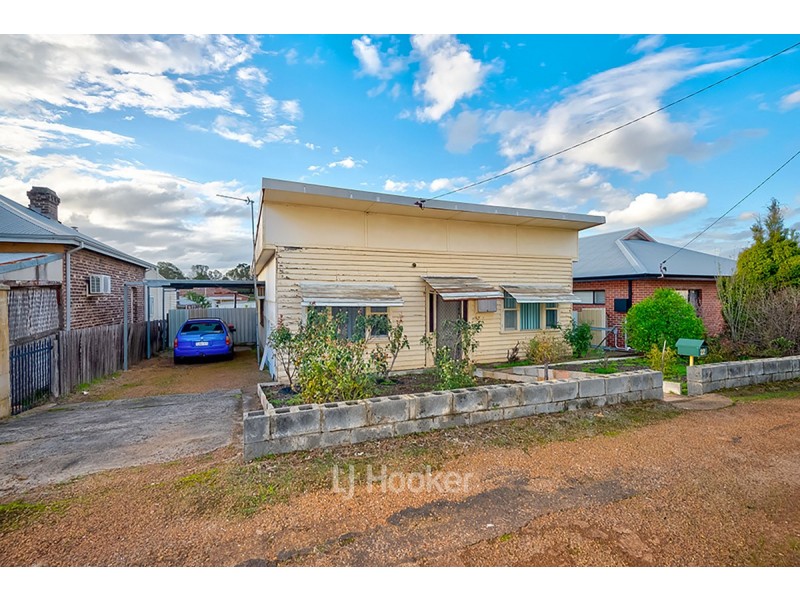 22 Wittenoom Street, Collie WA 6225