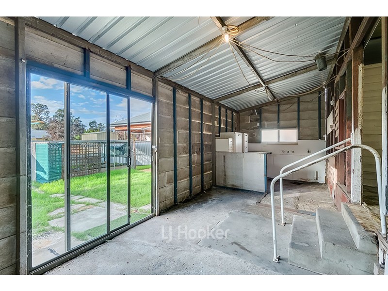 22 Wittenoom Street, Collie WA 6225