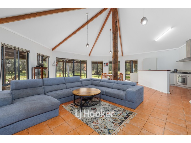 44 Padbury Road, Dardanup West WA 6236