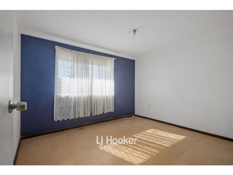 27 Westwood Street, Withers WA 6230