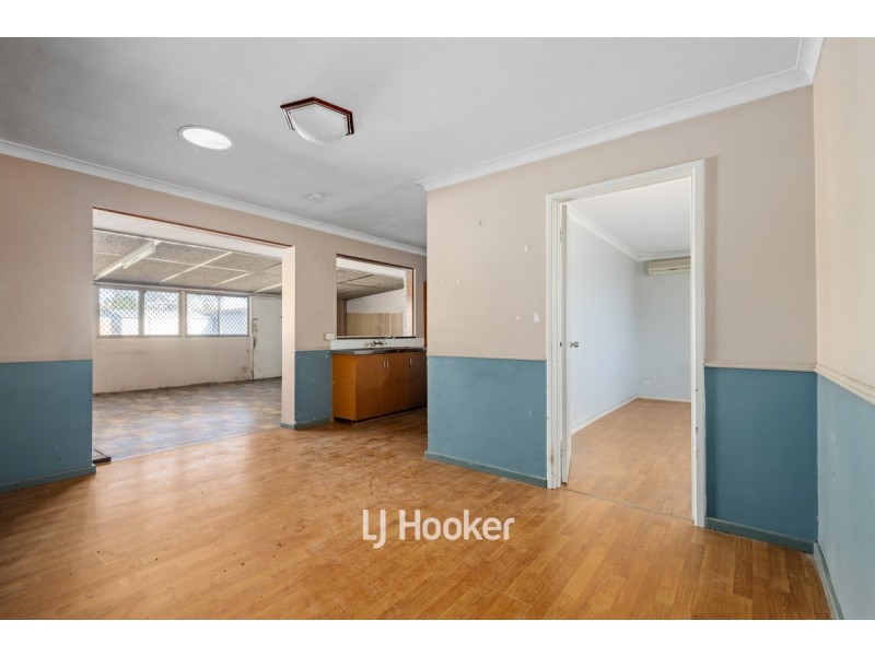 27 Westwood Street, Withers WA 6230