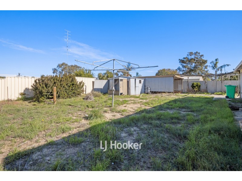 27 Westwood Street, Withers WA 6230