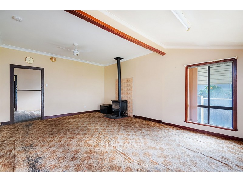 17 Irwin Street, Collie WA 6225