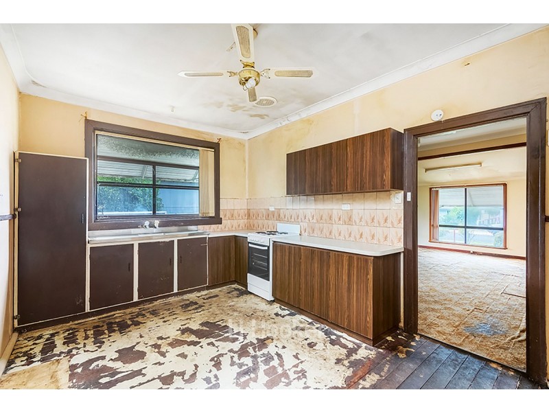 17 Irwin Street, Collie WA 6225