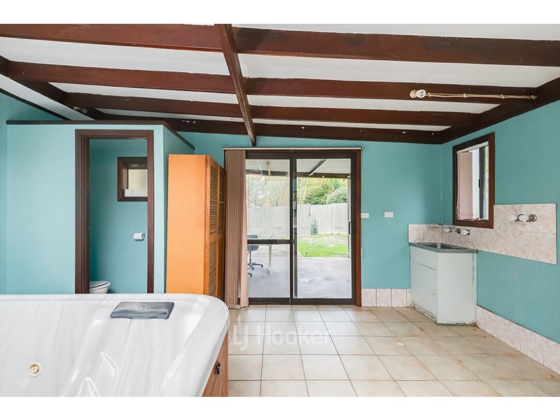 17 Irwin Street, Collie WA 6225