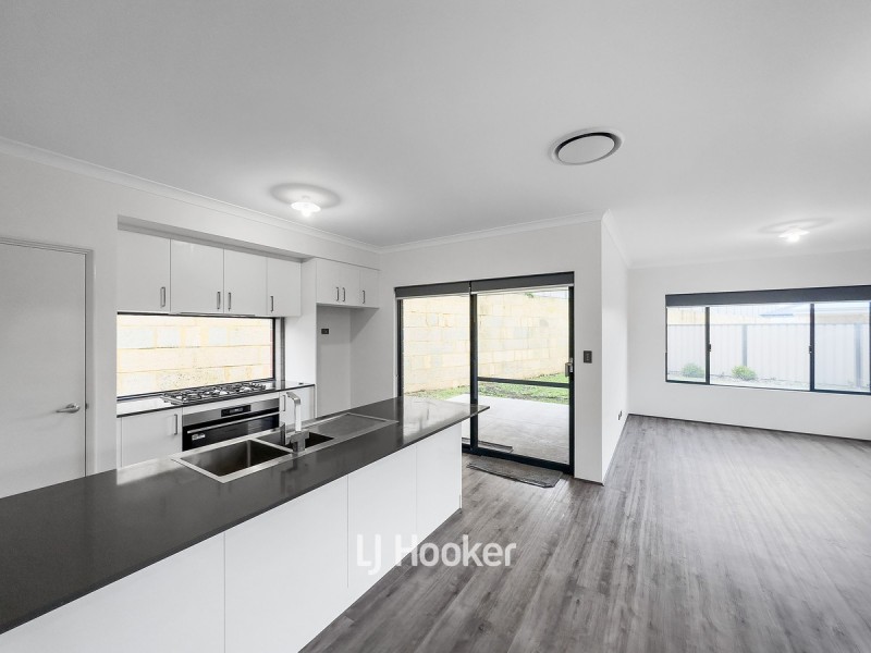 57 Carnelian Avenue, Australind WA 6233