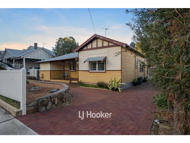 35 Tuart Street, Bunbury WA 6230