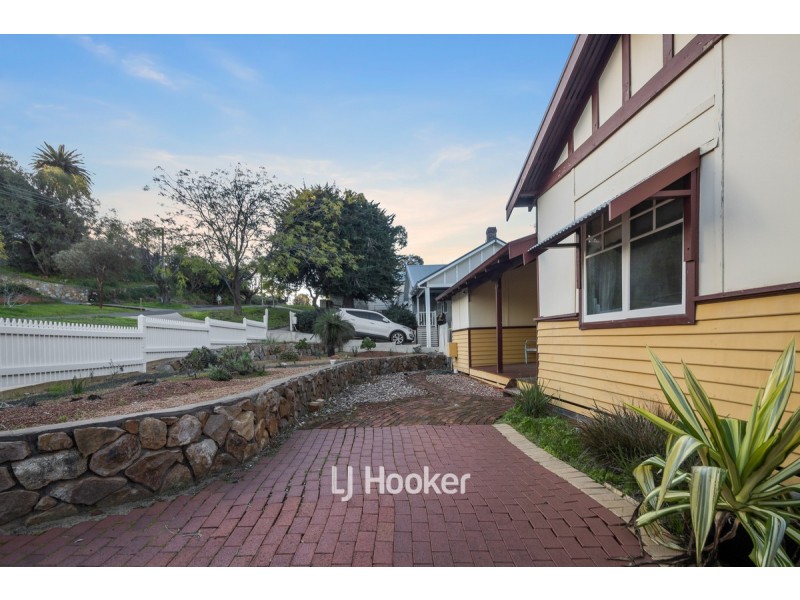 35 Tuart Street, Bunbury WA 6230