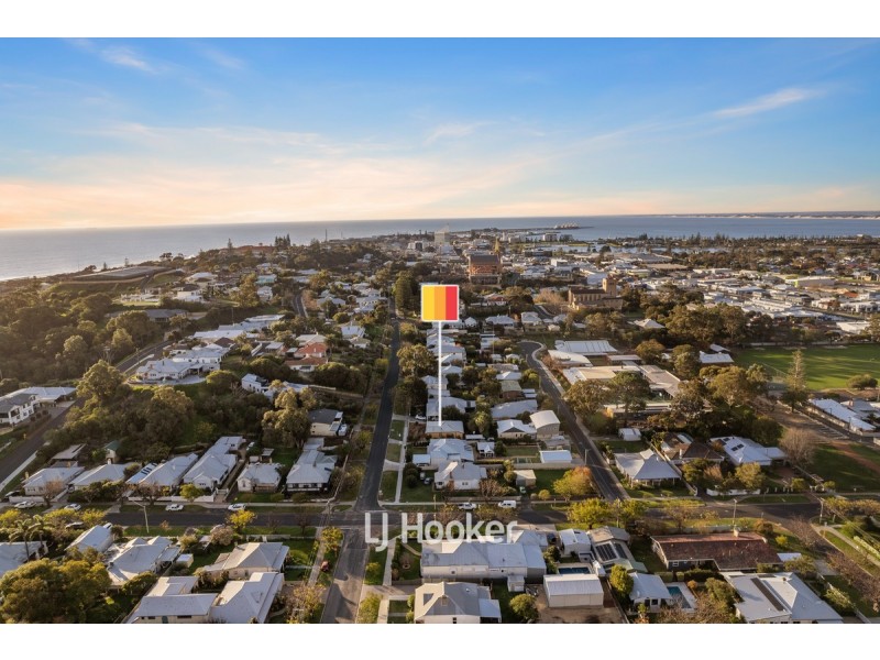 35 Tuart Street, Bunbury WA 6230