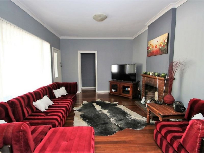 18 Bushell Street, Carey Park WA 6230