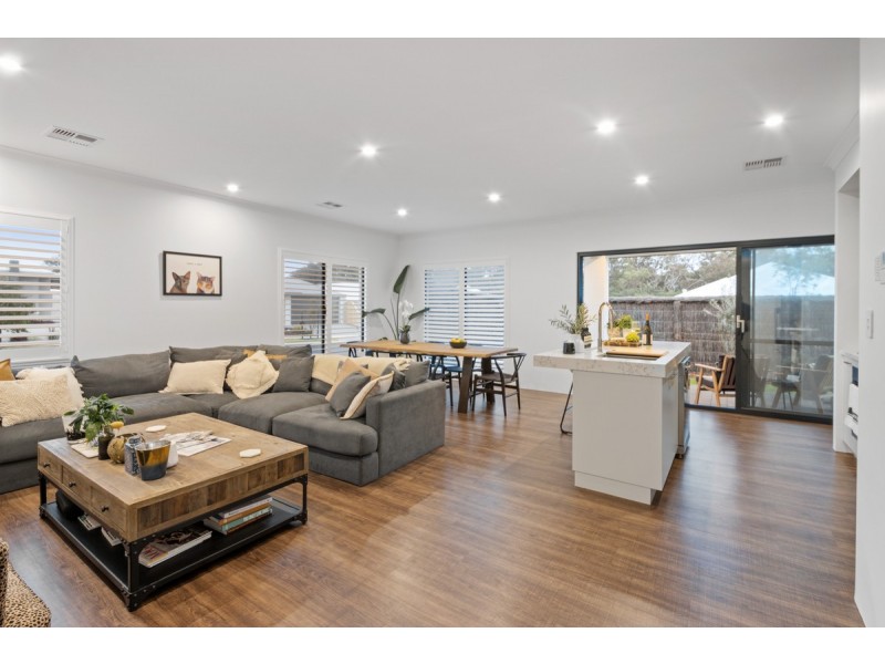 16 Arrow Street, Dalyellup WA 6230