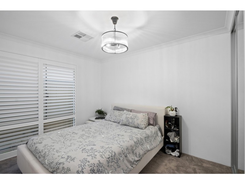 16 Arrow Street, Dalyellup WA 6230