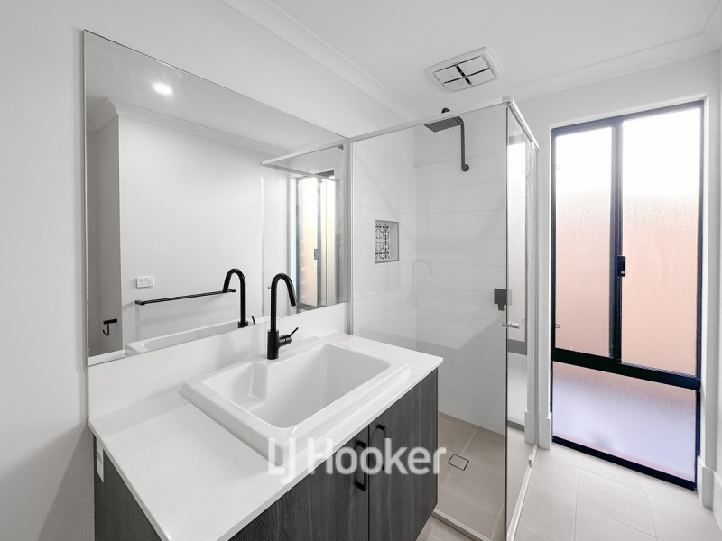 B/2 Stroget Road, Dalyellup WA 6230