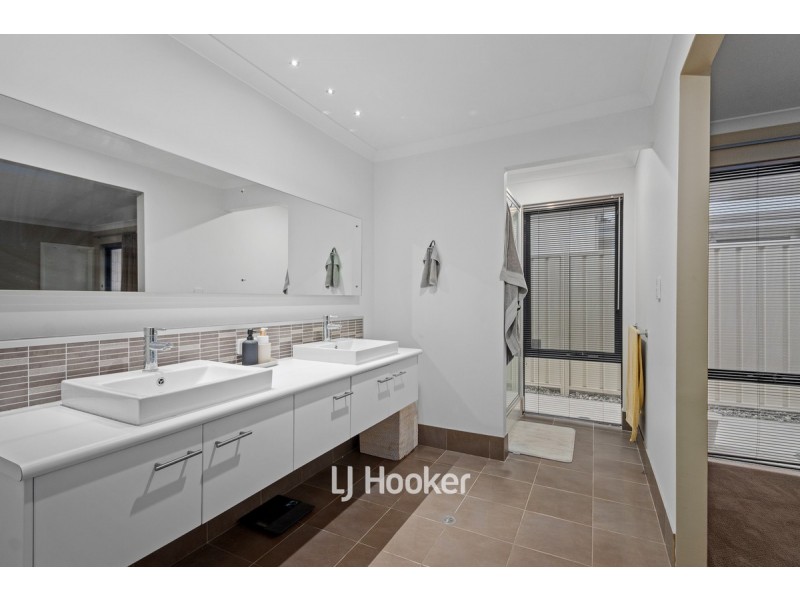 21 Carnegie Street, Dalyellup WA 6230
