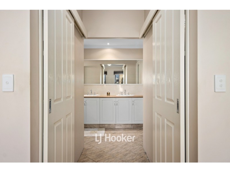 7 Zedor Way, Dalyellup WA 6230