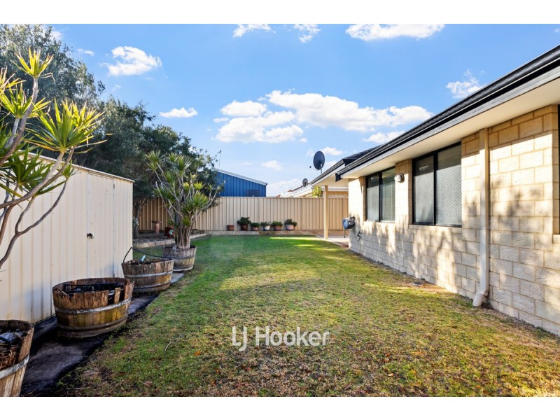 7 Zedor Way, Dalyellup WA 6230