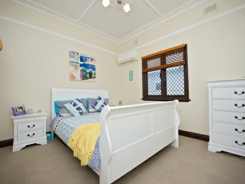 23A Thomas Street, Bunbury WA 6230