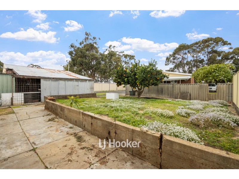 24 Vincent Street, Brunswick WA 6224