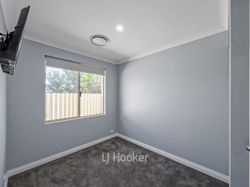 18 Bandak Road, Carey Park WA 6230