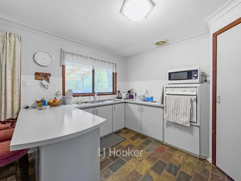 11 Hovea Street, Myalup WA 6220