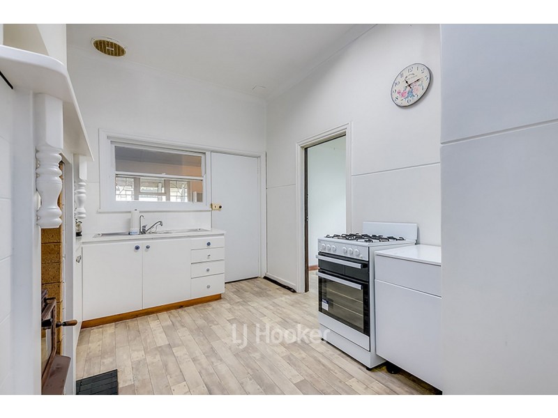 109 Deakin Street, Collie WA 6225