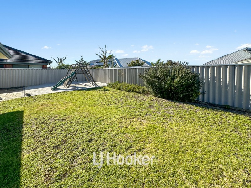 22 Lewana Approach, Dalyellup WA 6230
