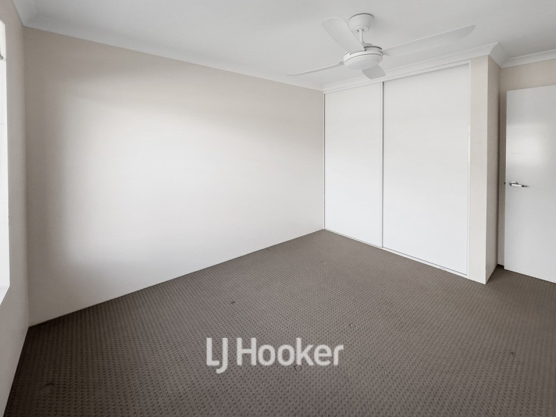 22 Hazelgrove Crescent, Millbridge WA 6232