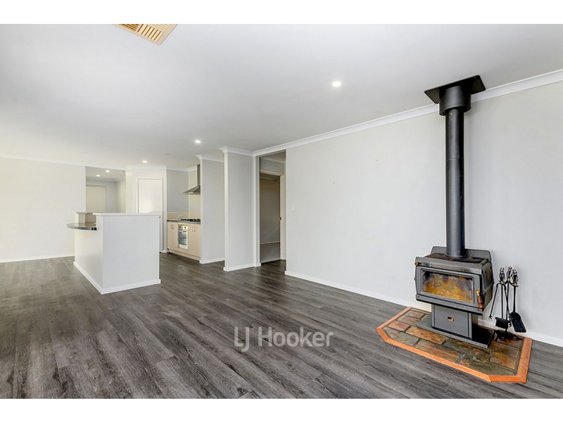 14 Polwarth Circuit, Eaton WA 6232