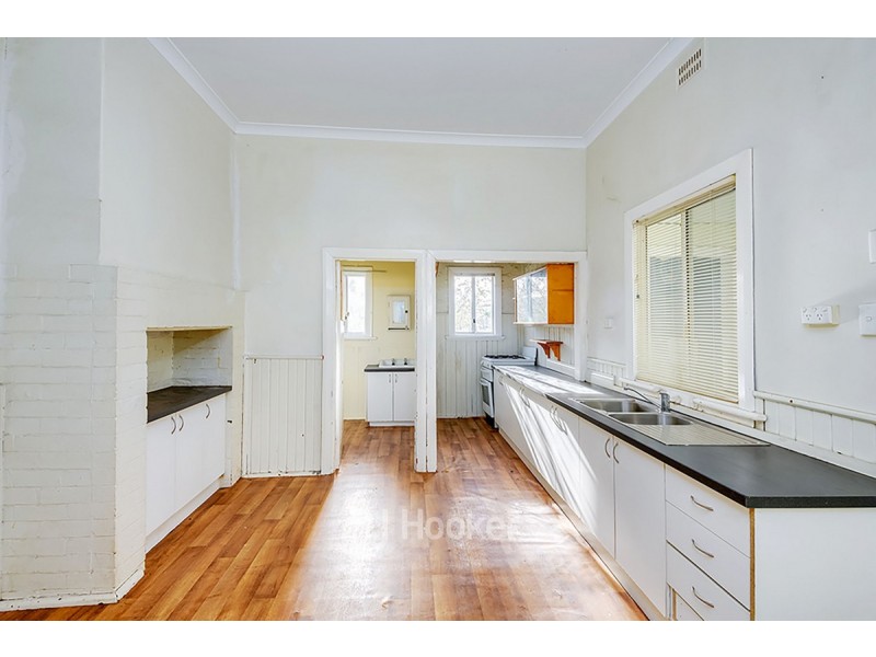 16 Bucktin Street, Collie WA 6225