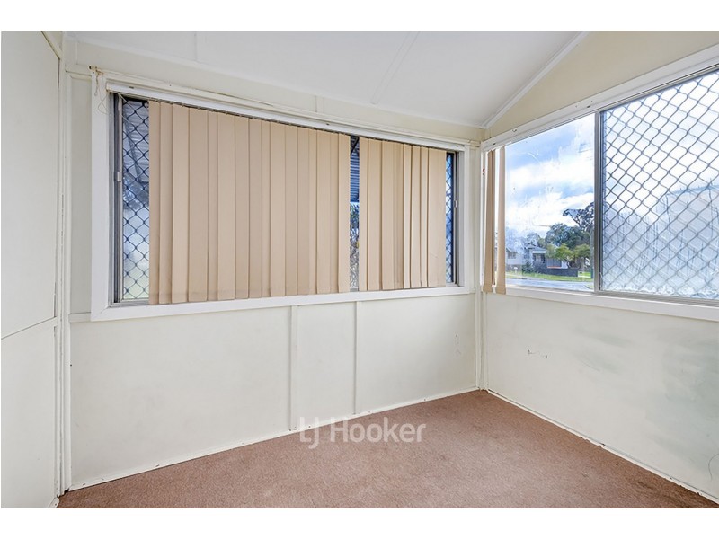 16 Bucktin Street, Collie WA 6225