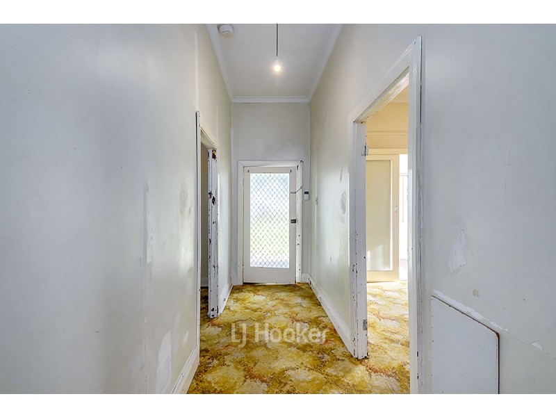 16 Bucktin Street, Collie WA 6225