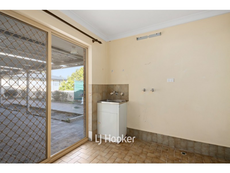 9 Perry Place, East Bunbury WA 6230