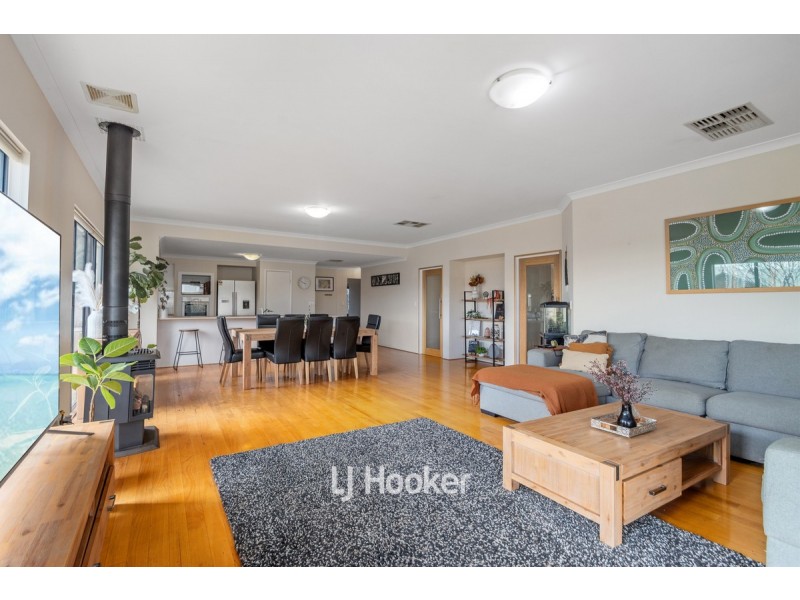 5 Sapphire Road, Dalyellup WA 6230