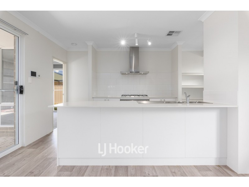 44 Murtin Road, Dalyellup WA 6230