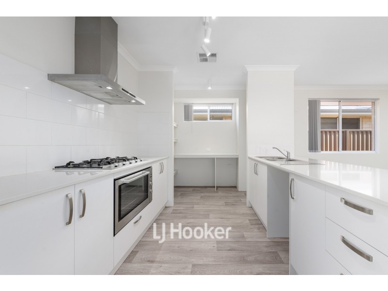 44 Murtin Road, Dalyellup WA 6230