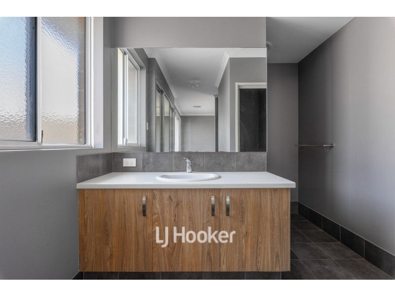 44 Murtin Road, Dalyellup WA 6230