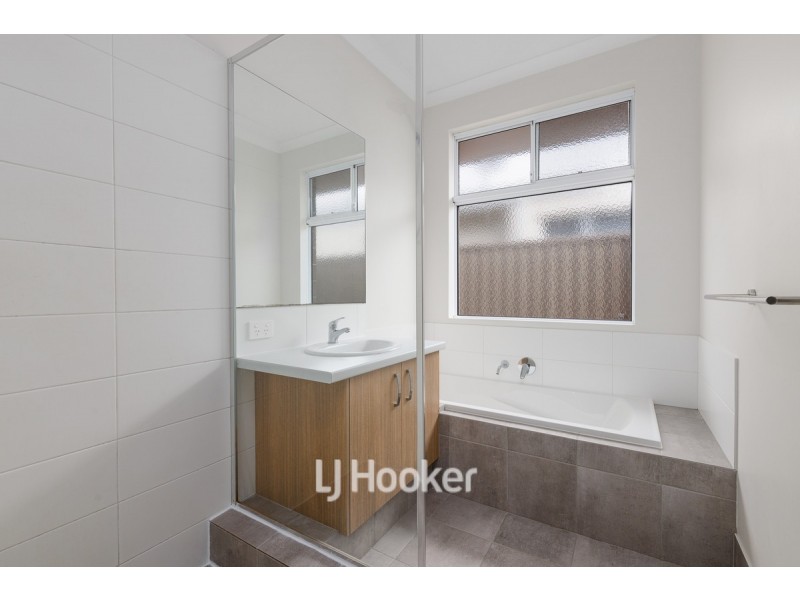 44 Murtin Road, Dalyellup WA 6230