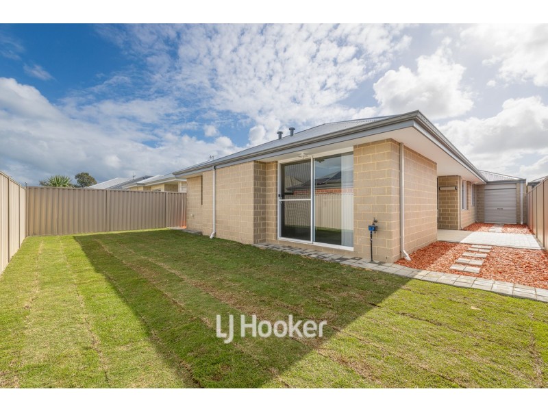 44 Murtin Road, Dalyellup WA 6230