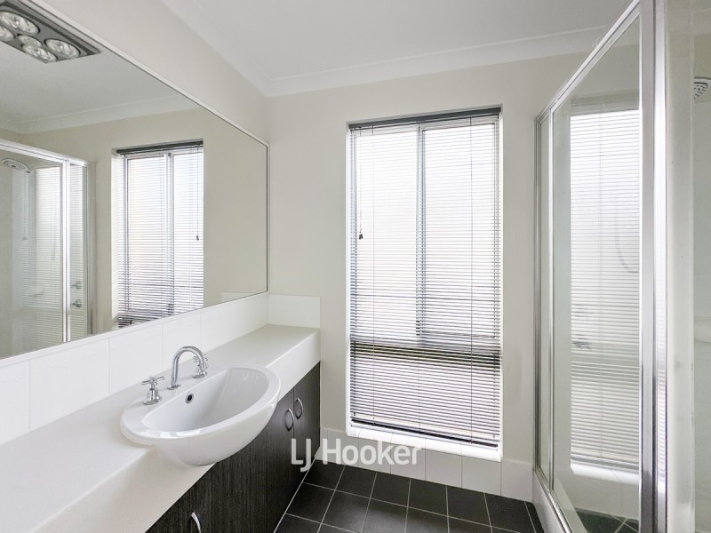 22B Claymore Loop, Dalyellup WA 6230