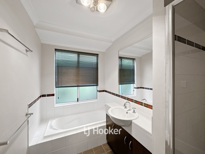 22B Claymore Loop, Dalyellup WA 6230