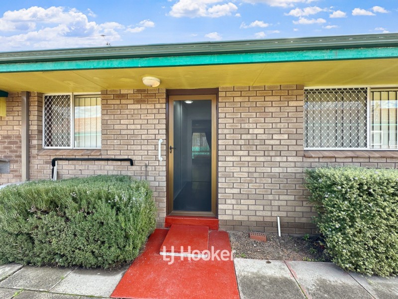 8/2 Moira Road, Collie WA 6225