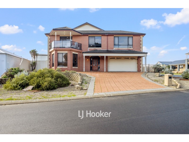 7 Agra Way, Dalyellup WA 6230
