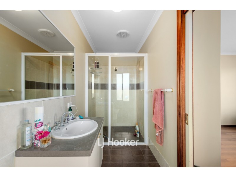 7 Agra Way, Dalyellup WA 6230