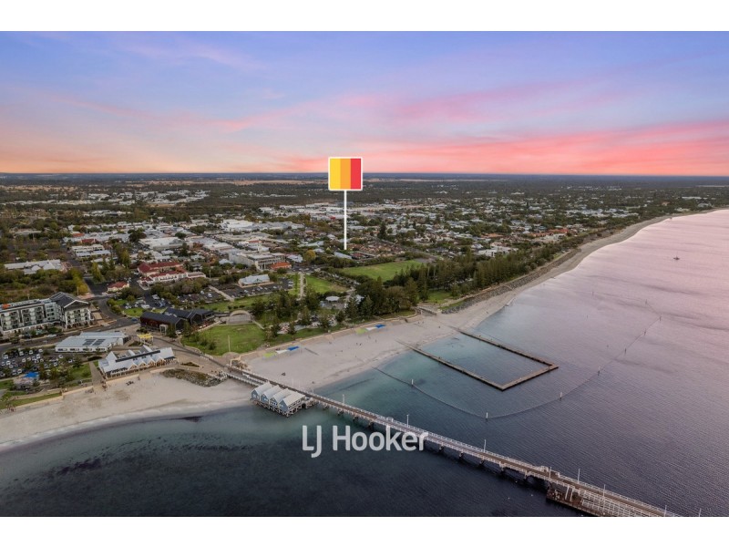 11 Adelaide Street, Busselton WA 6280