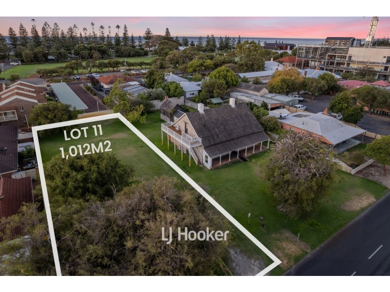 11 Adelaide Street, Busselton WA 6280